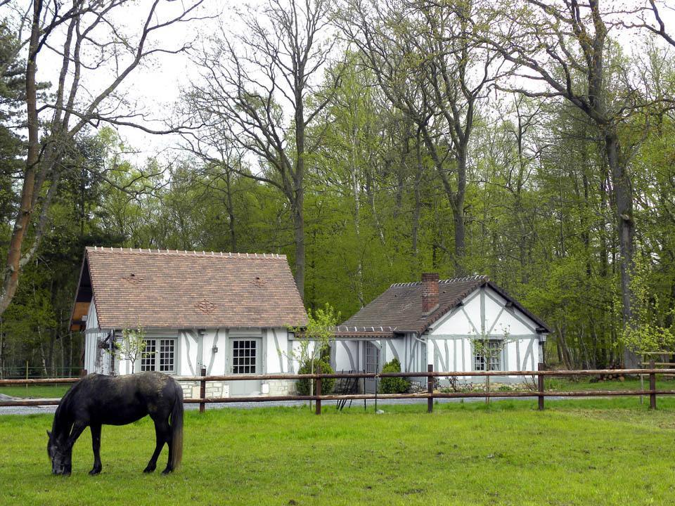 Domaine Du Vertbois La Haye-du-Theil エクステリア 写真